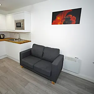 Kirkgate Apartment