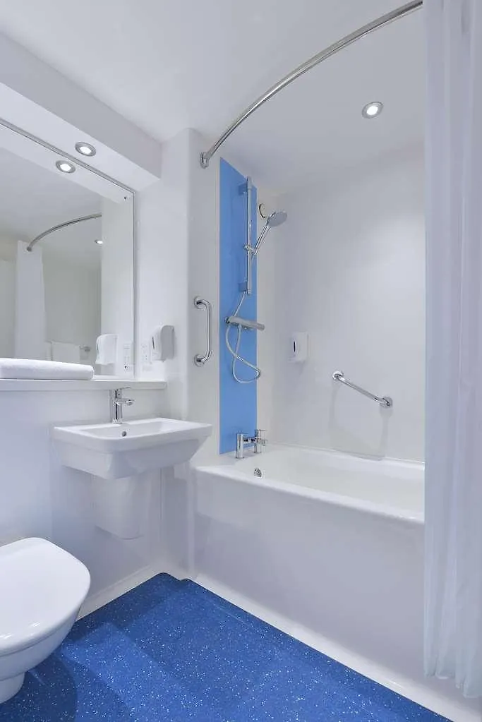 Travelodge Bradford Central Hotel